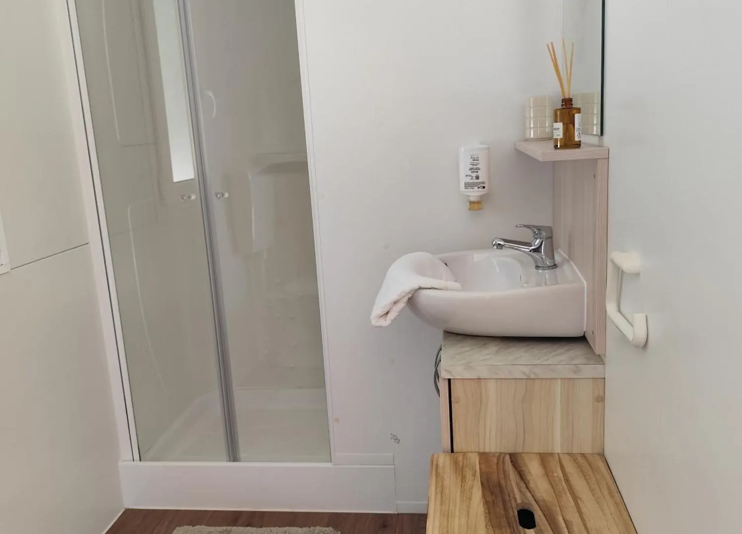 比比涅Mobile House Alba公寓 公寓 比比涅