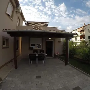 Apartament Nenci 1, Bibinje
